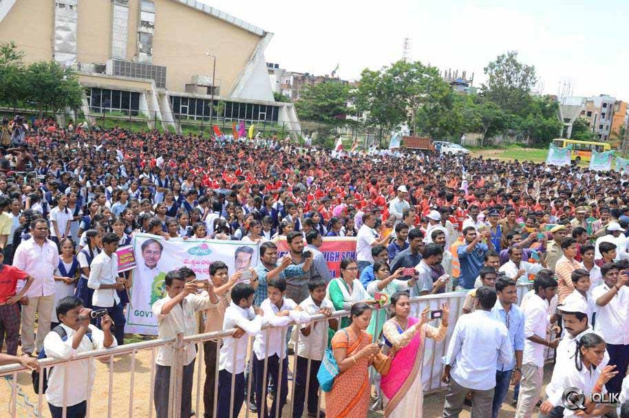 Celebs-participating-Haritha-Haaram-Event